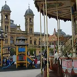 瑞吉尔旅馆 招待所