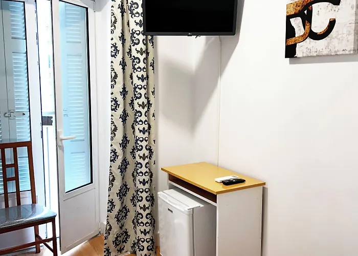 瑞吉尔旅馆 2* 圣塞瓦斯蒂安