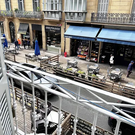 Casa de hóspedes Régil 2*