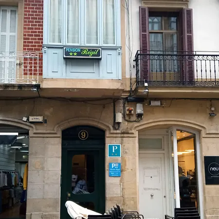 Casa de hóspedes Régil 2*